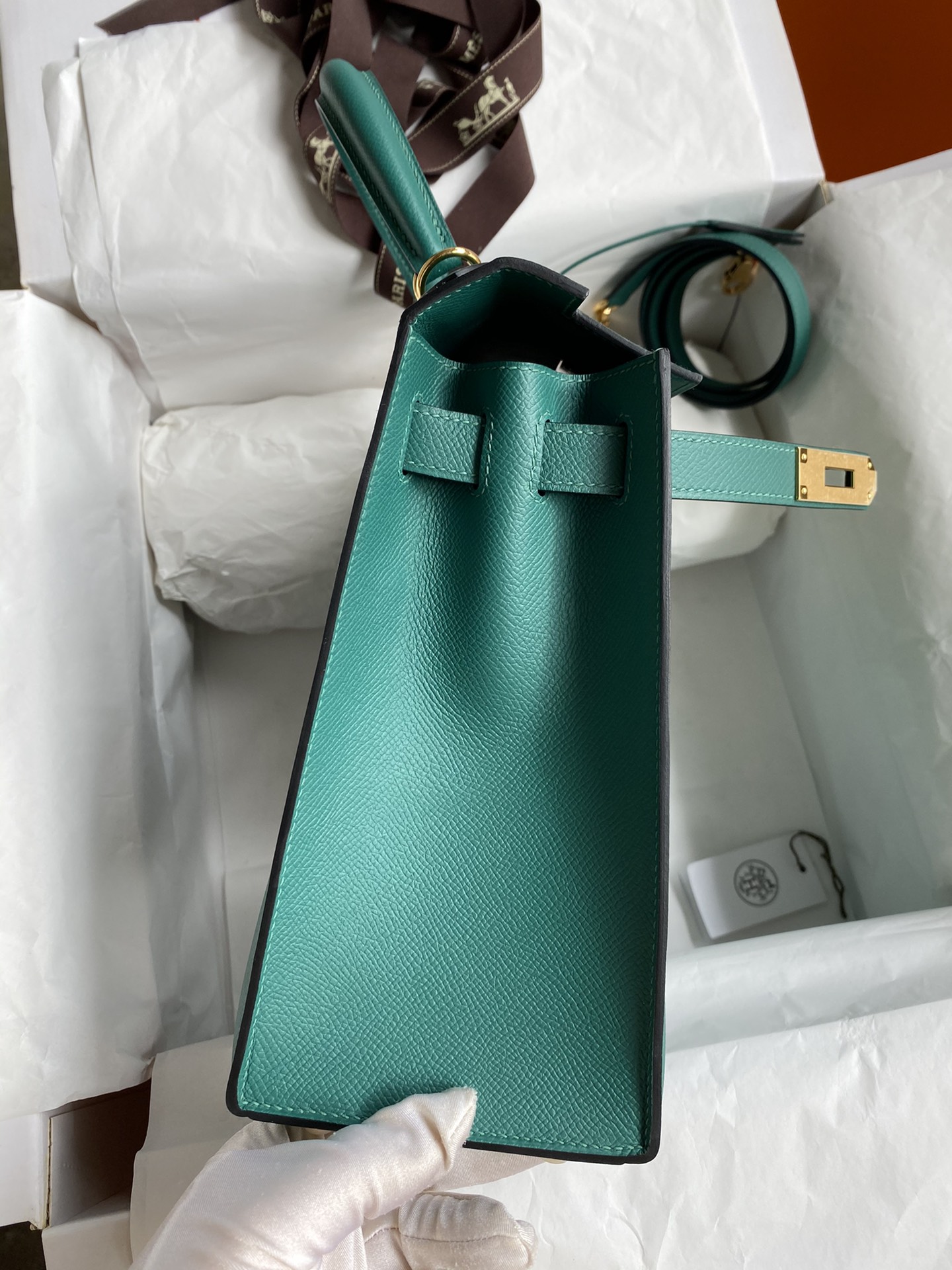 Hermes Kelly 28cm Handbag Shoulder Bag in Malachite Green Epsom Leather